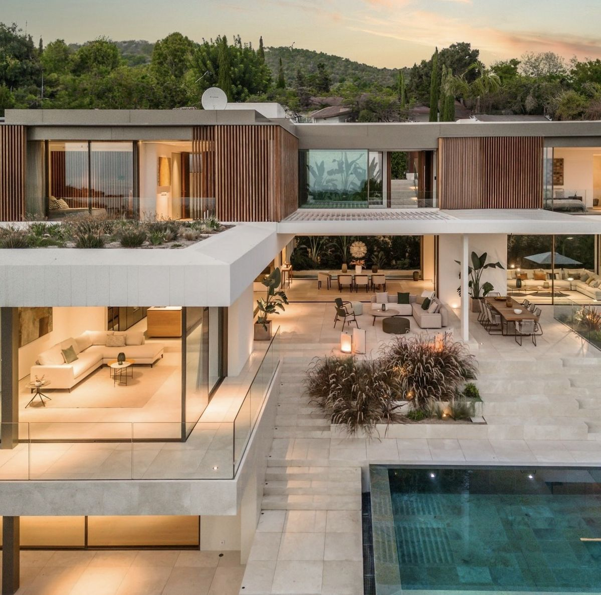 Вилла с приватным бассейном